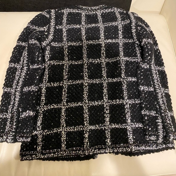 CHANEL Evening Jacket With Leather Cable Accents - Picture 10 of 15